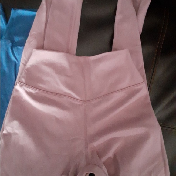 SOLD Vitality balance Athletica cloud legging - Picture 2 of 3